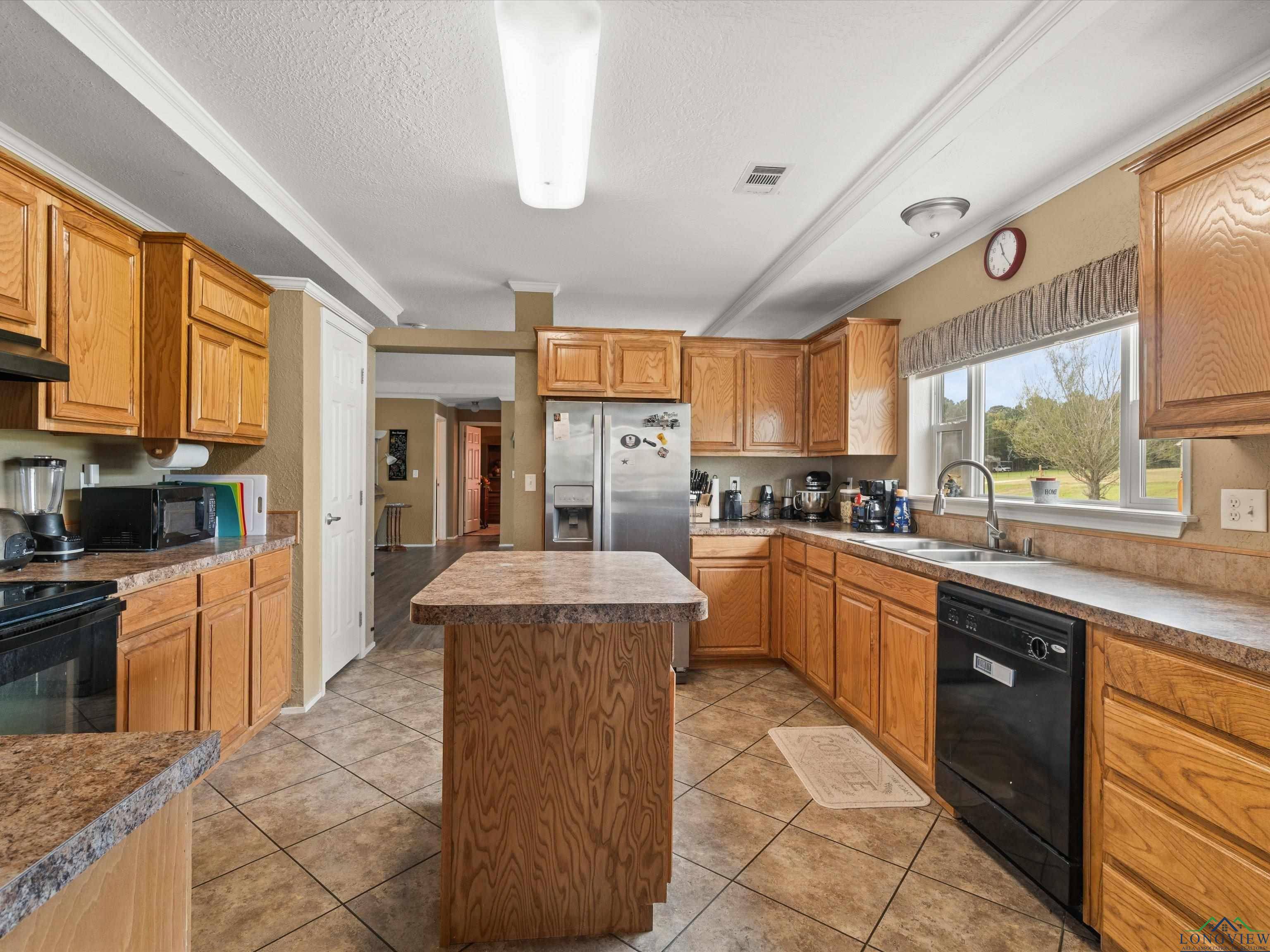 Diana, TX 75640,109 Eagle Ridge