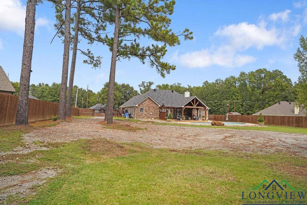 Diana, TX 75640,153 Heather Lane