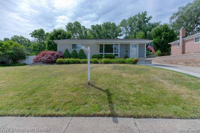 Milford Vlg, MI 48381,635 SWEETBRIAR