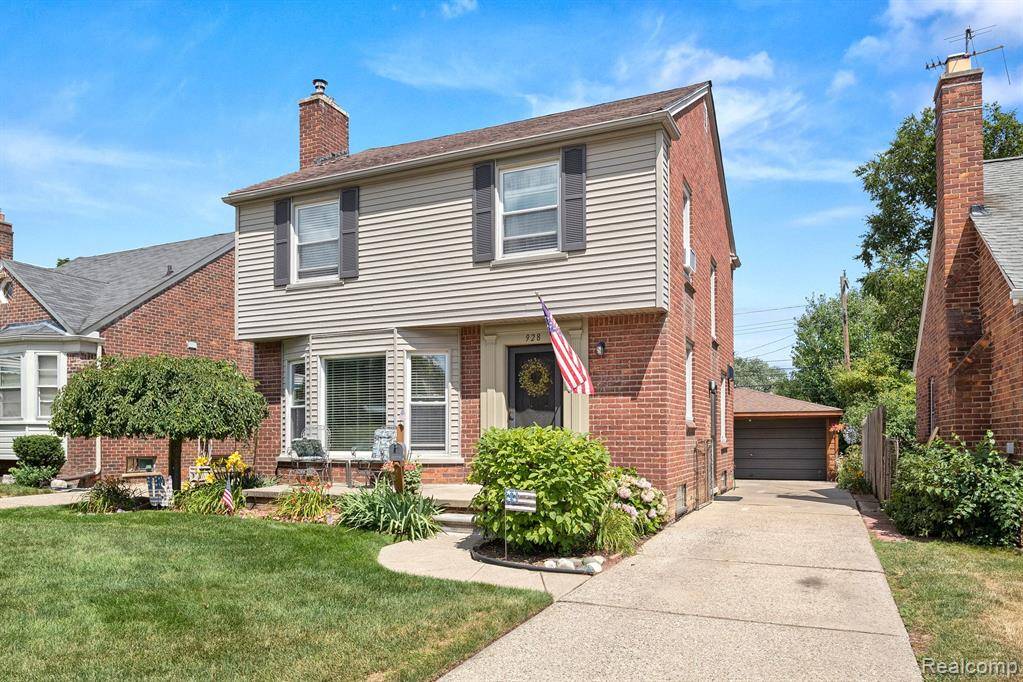 Dearborn, MI 48128,928 MAYBURN Street