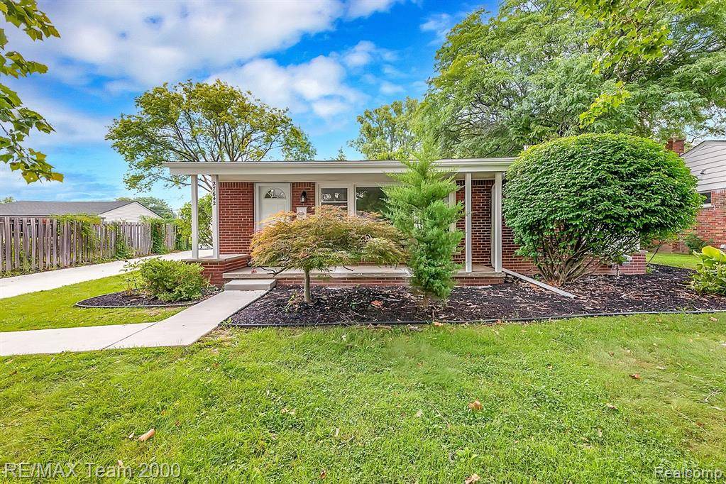 Livonia, MI 48152,27642 BENNETT Street
