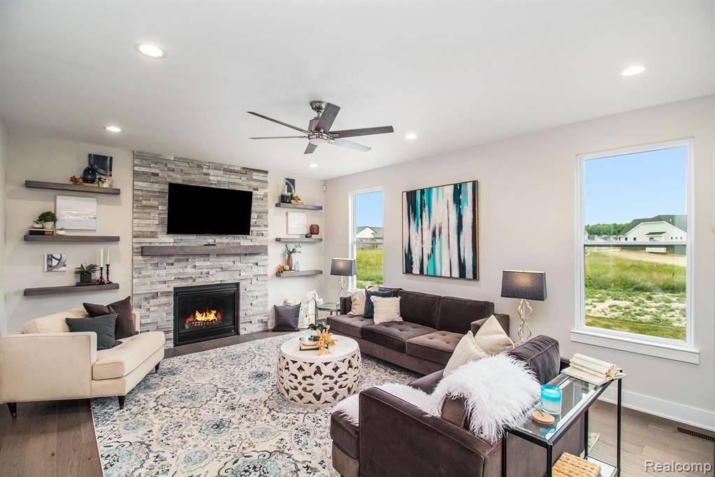 Bruce Twp, MI 48065,13327 DEMIL Drive