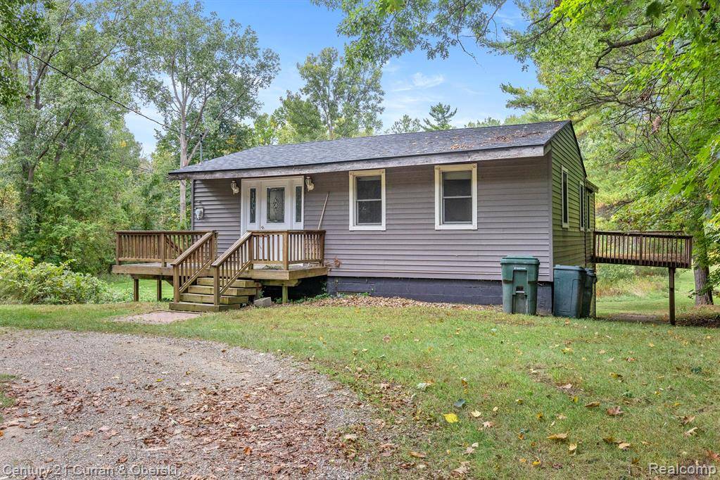 Lake Orion Vlg, MI 48360,3971 MILL LAKE Road
