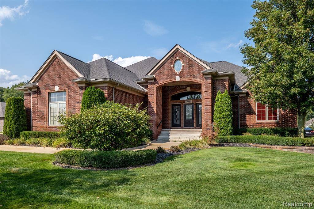 Shelby Twp, MI 48316,11085 Lisa Lane