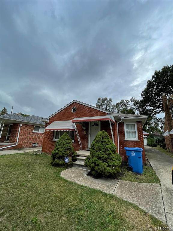 Dearborn Heights, MI 48127,8655 RIVERDALE Street