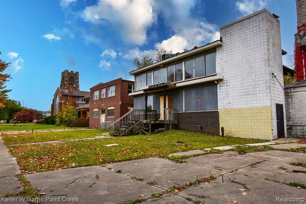 Detroit, MI 48207,712 E Grand Boulevard