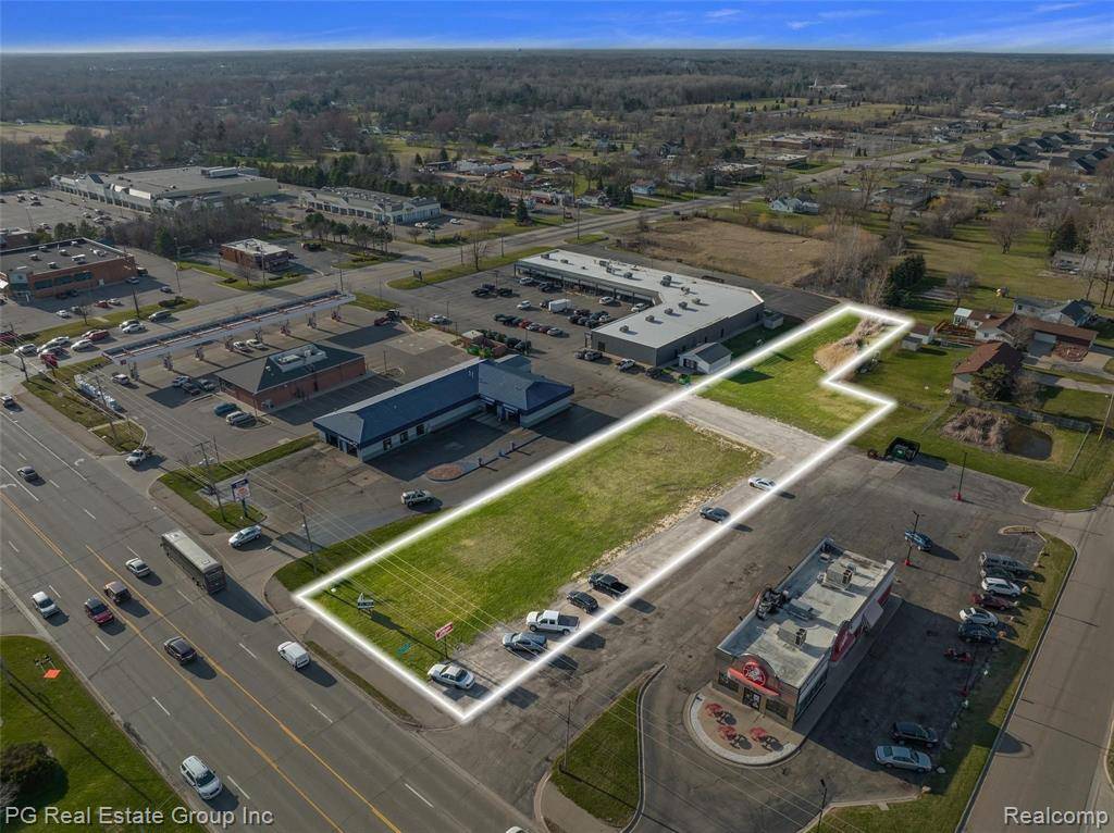 Flint Twp, MI 48532,4480 CORUNNA Road