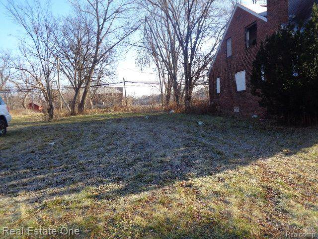 Detroit, MI 48205,18088 PELKEY Street