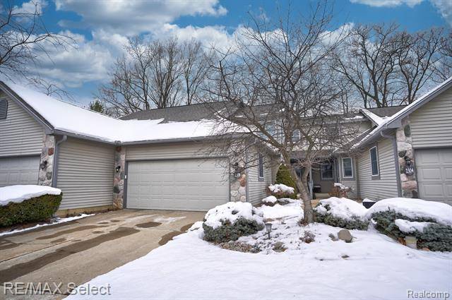 Fenton, MI 48430,2308 GOLDEN POND Court