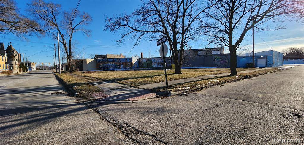 Detroit, MI 48208,4261 ROSA PARKS Boulevard
