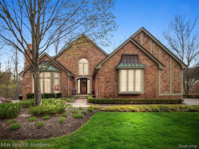 Bloomfield Hills, MI 48304,780 WINDEMERE Court