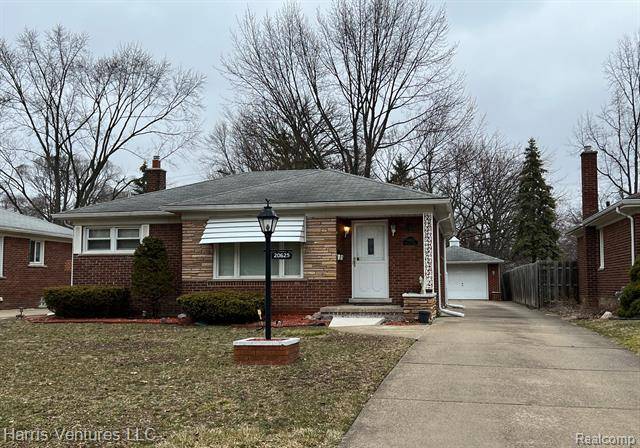 Harper Woods, MI 48225,20625 WOODLAND Street