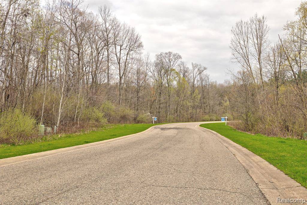 Groveland Twp, MI 48462,503 BLUEBIRD Trail