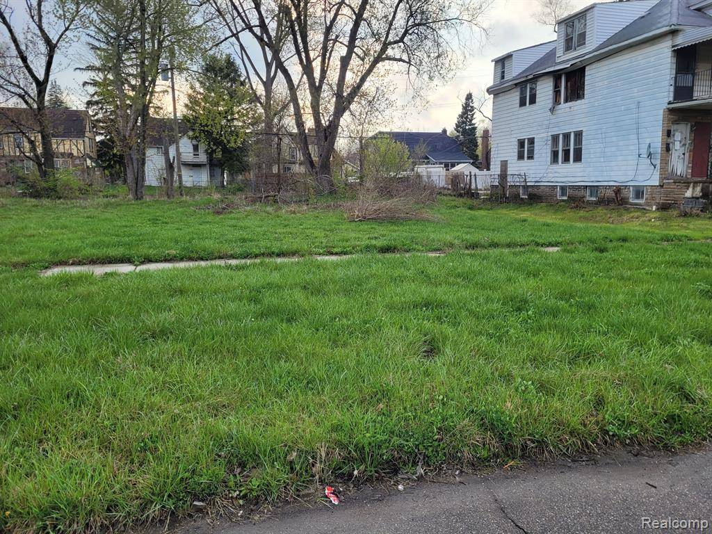 Highland Park, MI 48203,16825 LOG CABIN Street