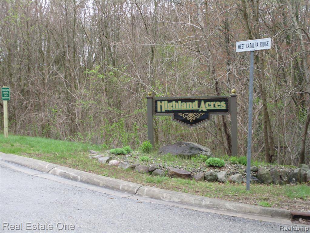 Holly Twp, MI 48442,16363 CATALPA RIDGE Drive