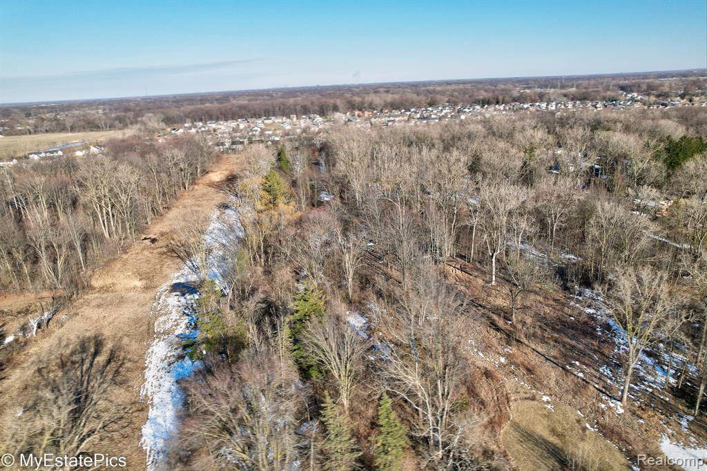 Canton Twp, MI 48187,1008 N LOTZ Road