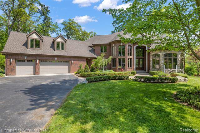 Oakland Twp, MI 48363,2834 SHANNON Drive