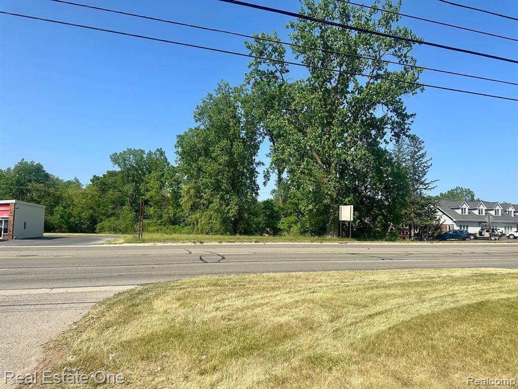 Genoa Twp, MI 48114,0000 Grand River