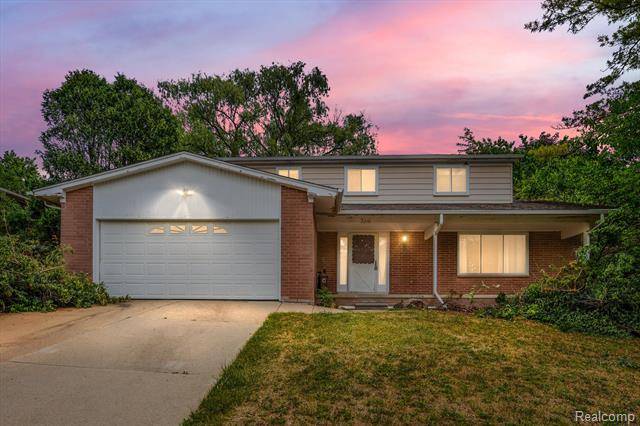 Ann Arbor, MI 48105,2210 PLACID Way