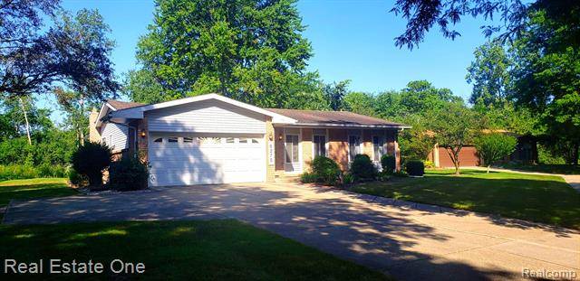 Troy, MI 48085,6275 WALKER COURT