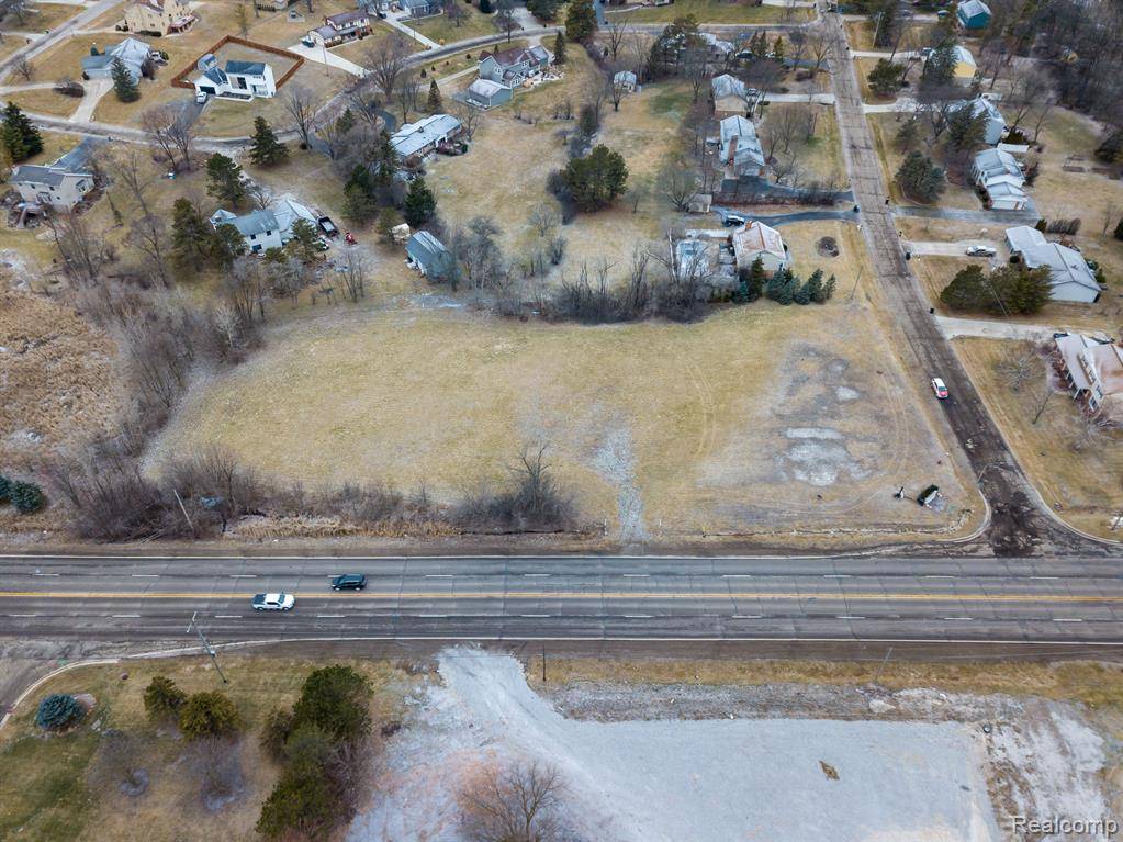 Grand Blanc Twp, MI 48439,00 S Saginaw St