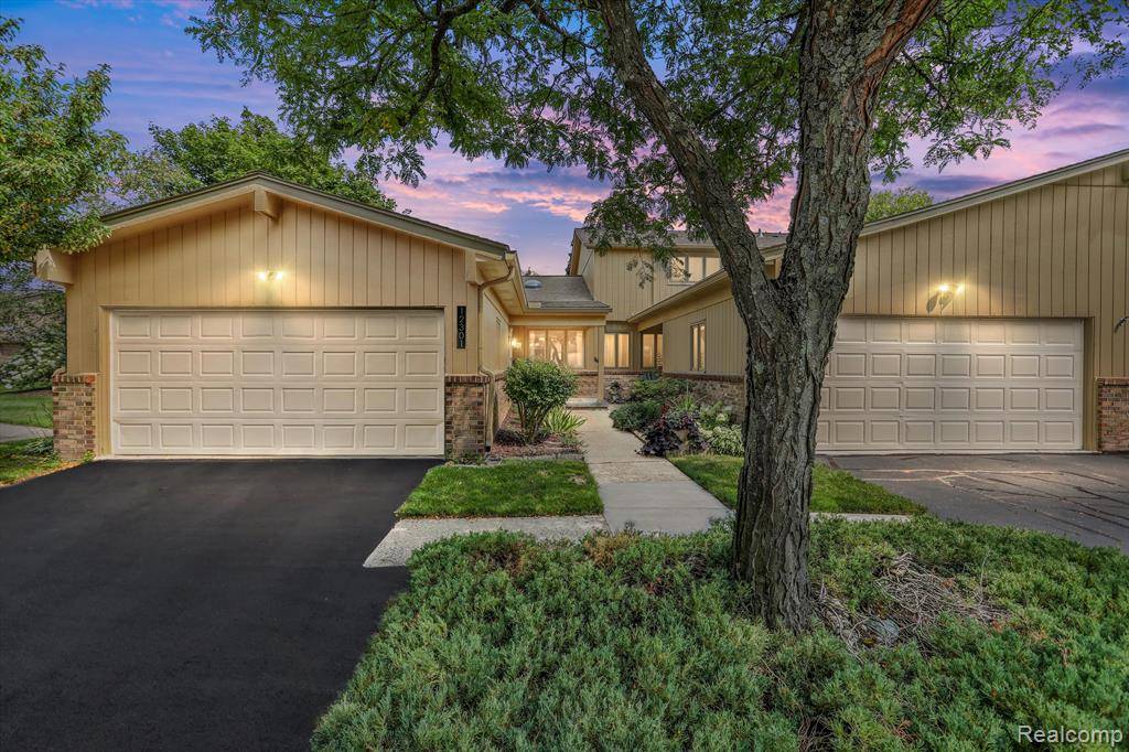 Plymouth Twp, MI 48170,12301 Pinecrest Drive