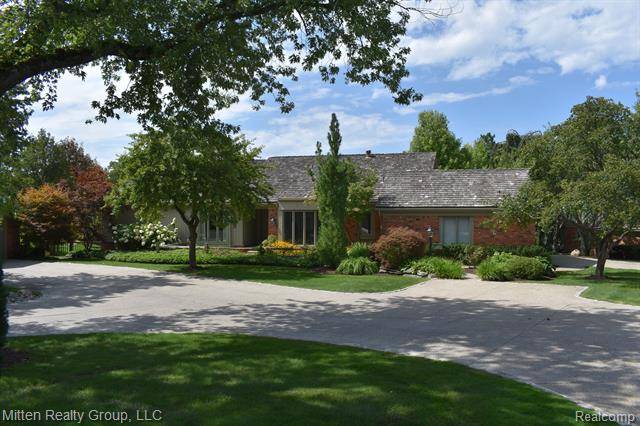 West Bloomfield Twp, MI 48323,3930 MAPLE HILL Street W