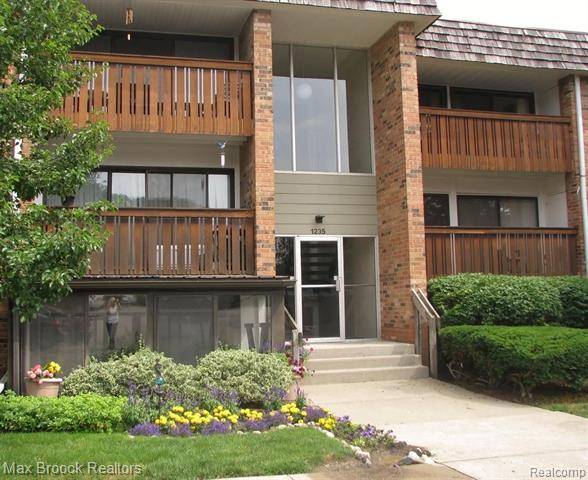 Ann Arbor, MI 48103,1235 S MAPLE Road 304