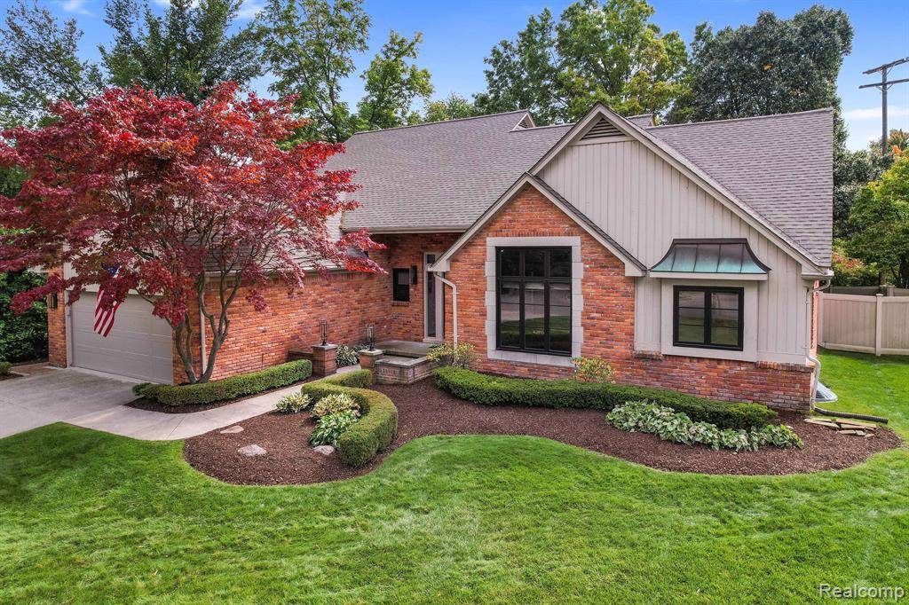 Birmingham, MI 48009,1422 WESTBORO Drive