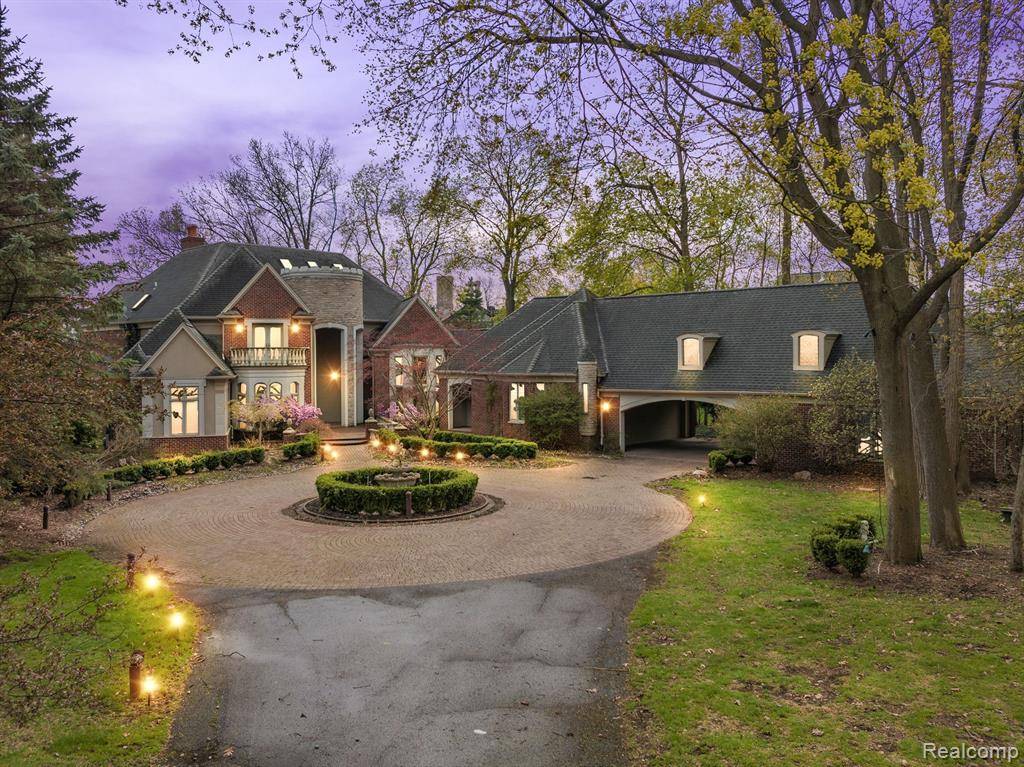 Bloomfield Twp, MI 48302,3030 HERON Place