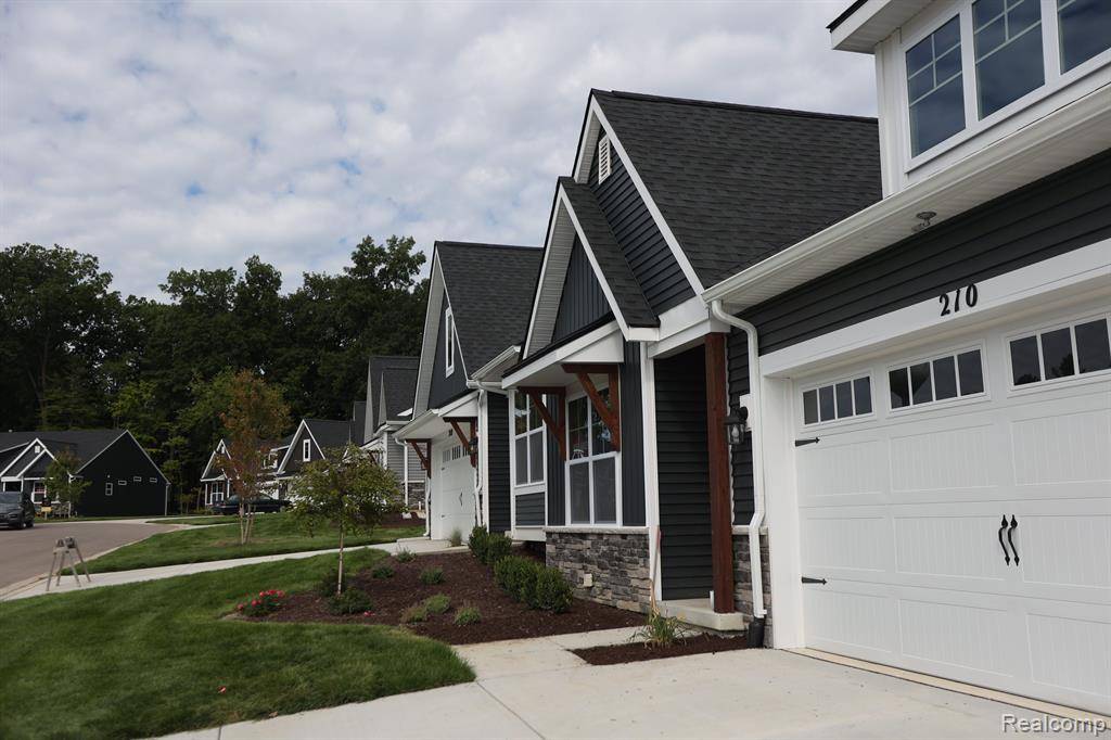 Marion Twp, MI 48843,1063 Camellia Circle 15 35