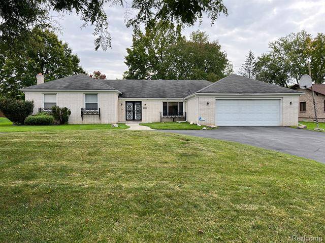 Southfield, MI 48034,23191 COVENTRY WOODS Lane