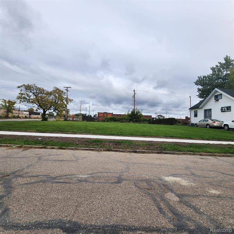 Detroit, MI 48204,12416 GREENLAWN Street