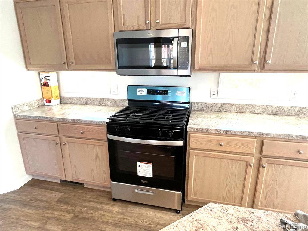 Lapeer Twp, MI 48446,2780 NAPLES