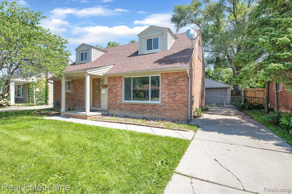 Dearborn Heights, MI 48127,20471 BROOKLAWN Drive