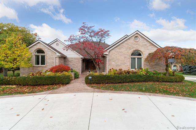 Bloomfield Twp, MI 48302,1966 DELL ROSE Drive