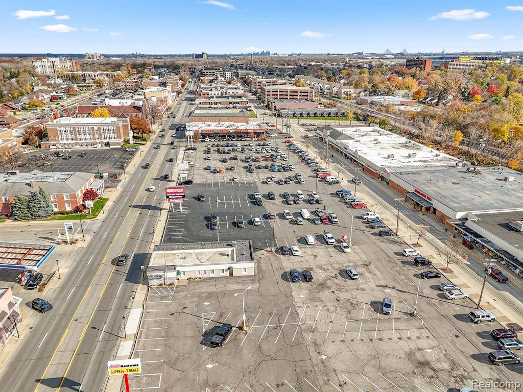 Dearborn, MI 48124,22620 NEWMAN Street