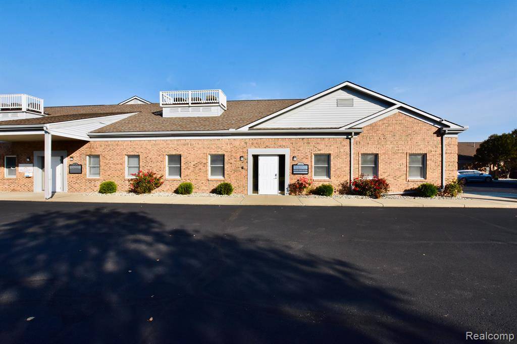 Canton Twp, MI 48187,5820 N CANTON CENTER Road 170 & 190