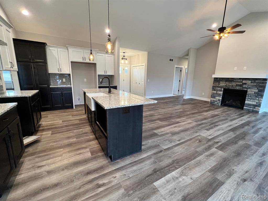 Lodi Twp, MI 48176,01 Textile  Road