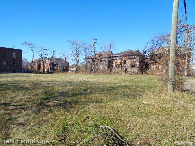 Detroit, MI 48206,3734 W CHICAGO