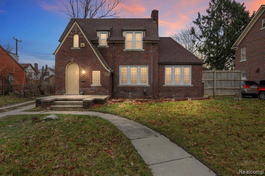 Detroit, MI 48203,91 W GRIXDALE