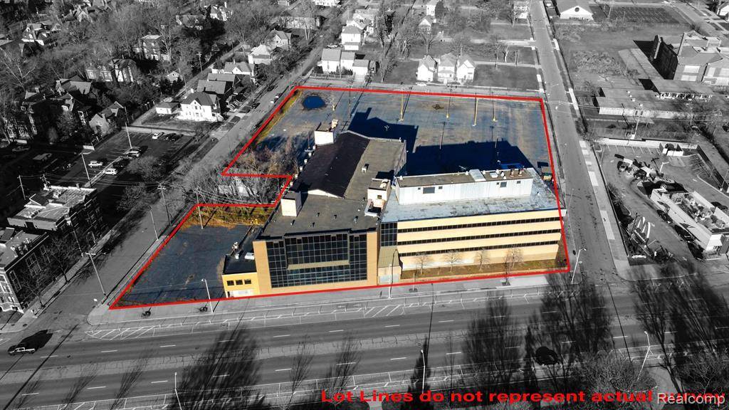 Detroit, MI 48214,8735 E JEFFERSON Avenue