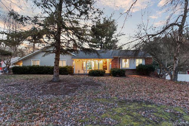 Hamburg Twp, MI 48169,2435 E M 36