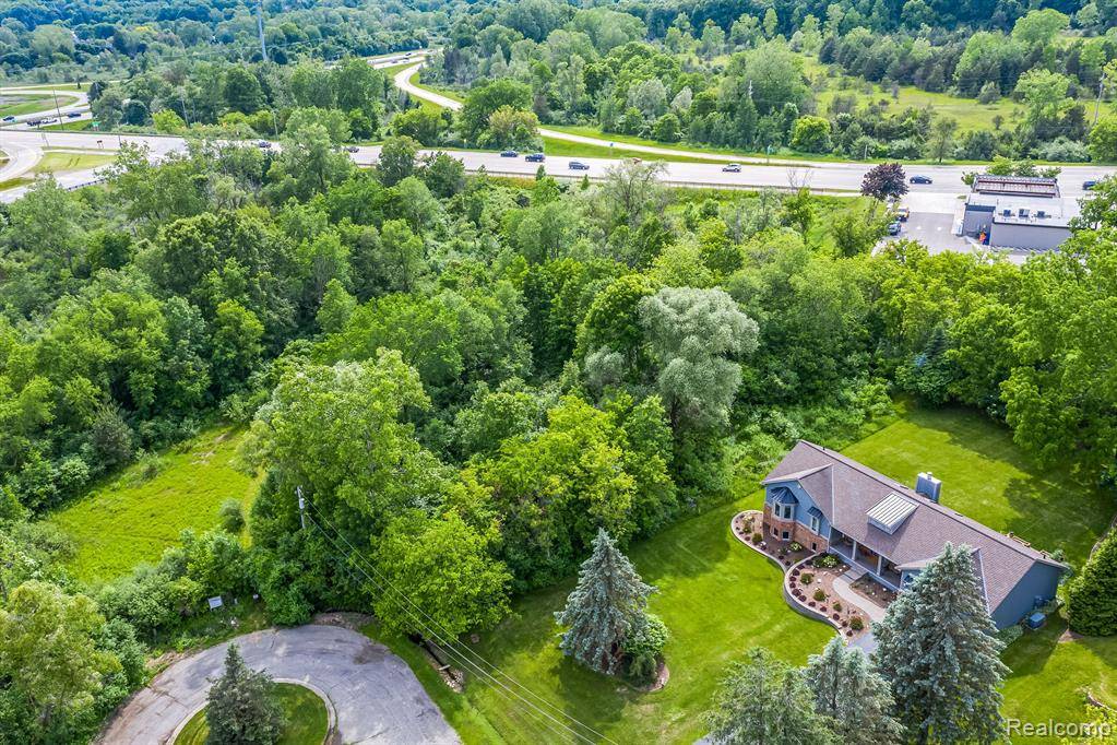 Independence Twp, MI 48348,0000 LITTLE WALTERS