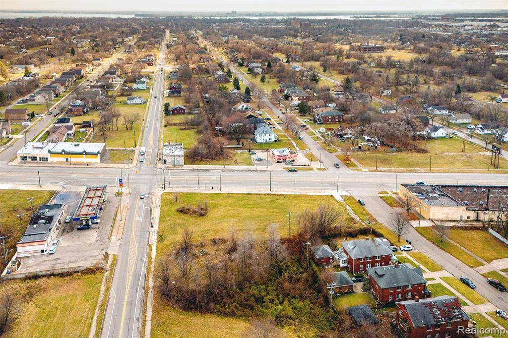 Detroit, MI 48215,14301 Mack Avenue