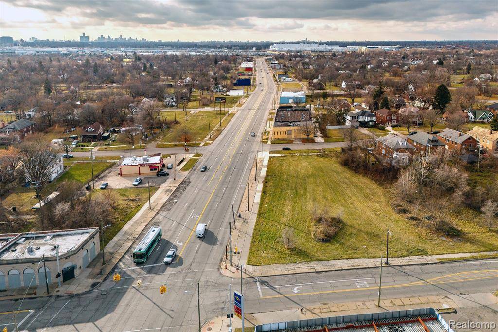 Detroit, MI 48215,14301 Mack Avenue