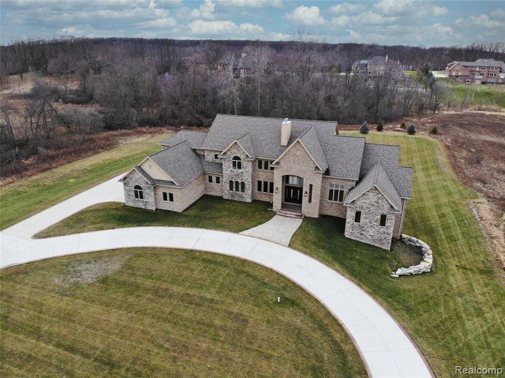 Atlas Twp, MI 48439,8498 HIGHGROVE Court