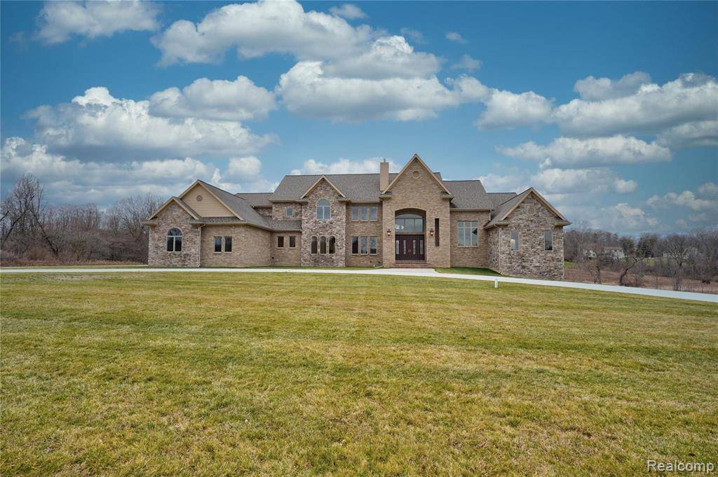 Atlas Twp, MI 48439,8498 HIGHGROVE Court