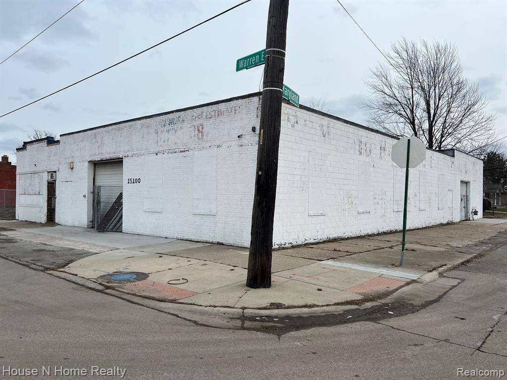 Detroit, MI 48224,15100 E WARREN Avenue