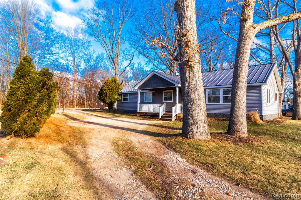 Columbiaville, MI 48421,286 INDIAN Trail